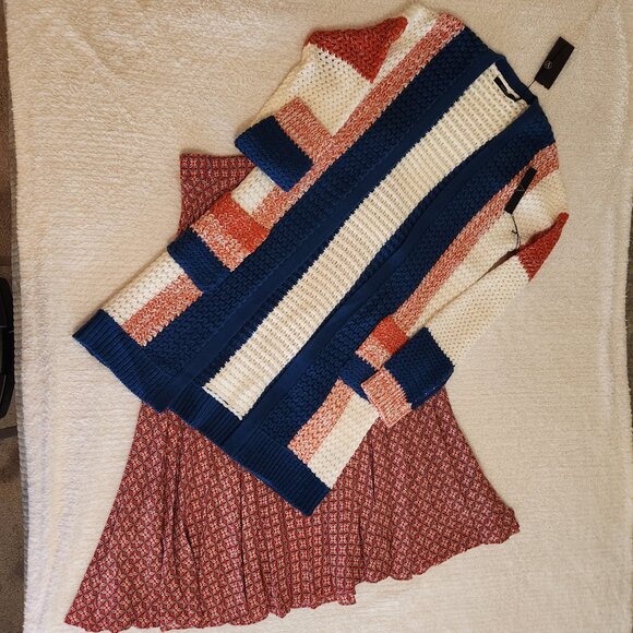 Max Studio Red, white, Blue pleated skirt, L NWT - Picture 15 of 15